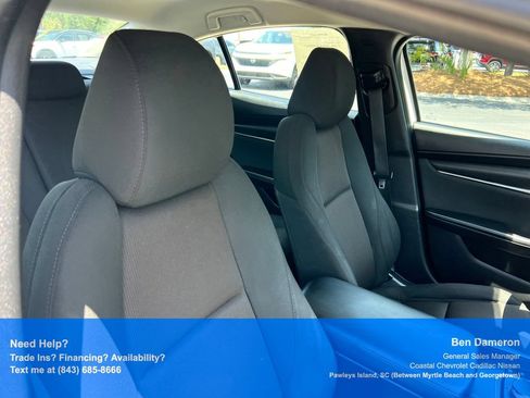 Used 2022 MAZDA MAZDA3 s FWD image 20