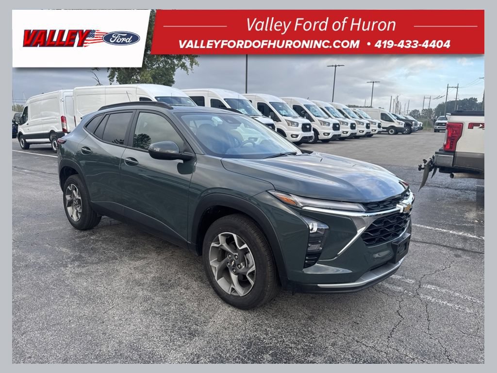 Used 2025 Chevrolet Trax LT FWD 360° Tour