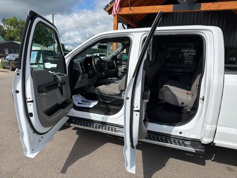 Used 2020 Ford F150 XLT w/ Equipment Group 302A Luxury AWD/4WD image 7