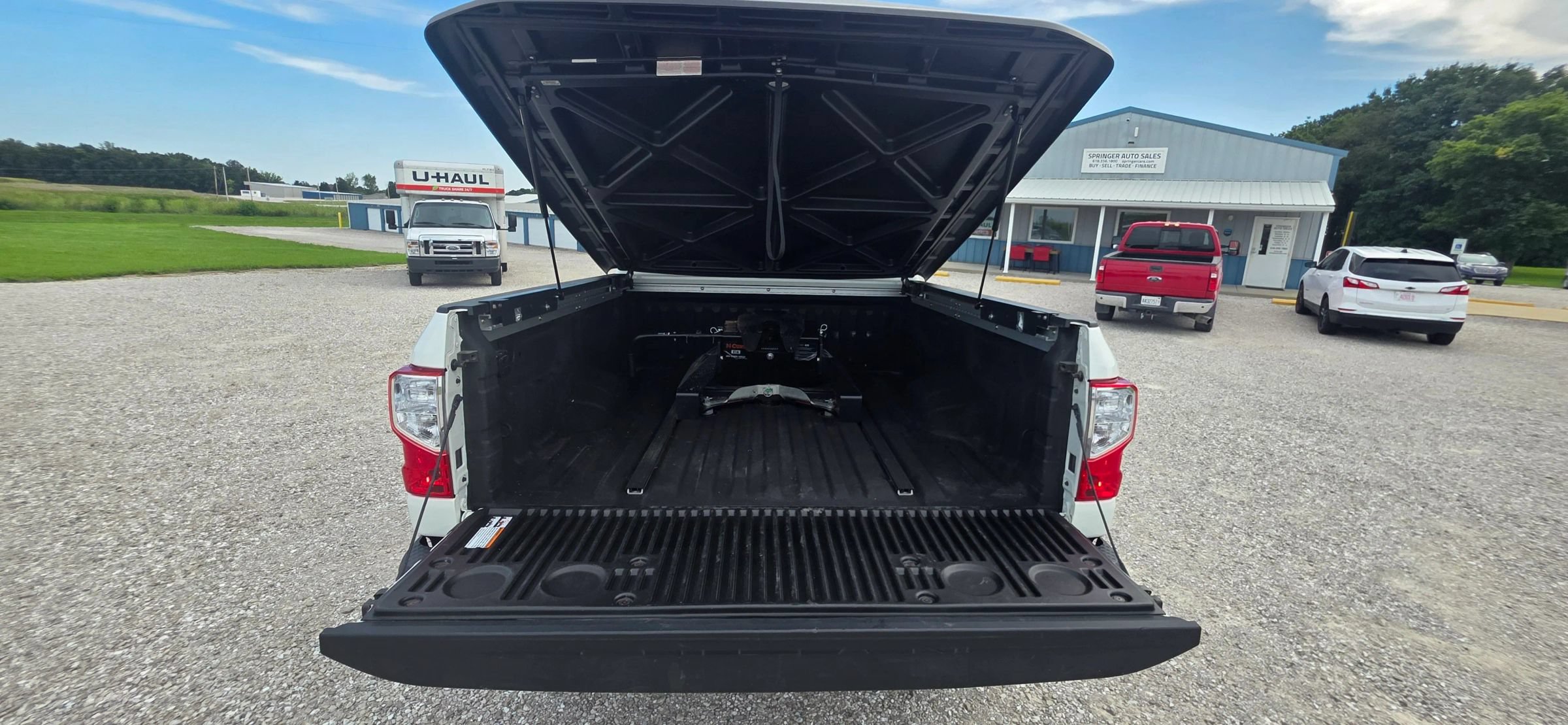 Used 2018 Nissan Titan PRO-4X w/ Pro-4x Utility Package AWD/4WD image 37