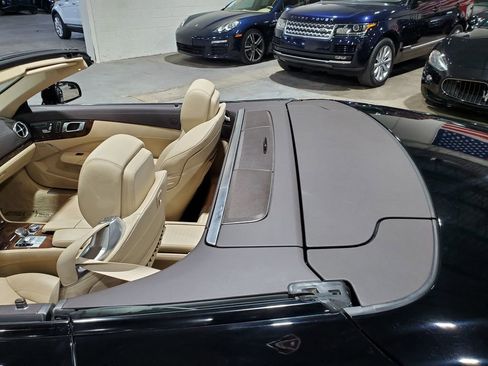 Used 2016 Mercedes-Benz SL 550 image 42