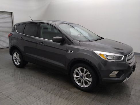 Used 2019 Ford Escape SE FWD image 11