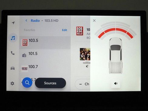 Used 2025 Toyota Tacoma TRD Off-Road image 29