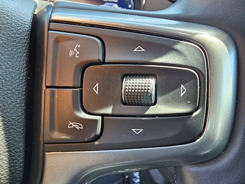 Used 2025 Chevrolet Silverado 1500 LT AWD/4WD image 27