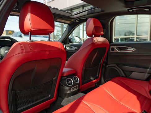 New 2025 Alfa Romeo Giulia w/ Veloce Package Rwd image 16