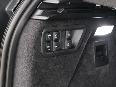 Used 2026 BMW X7 M60i AWD/4WD image 40