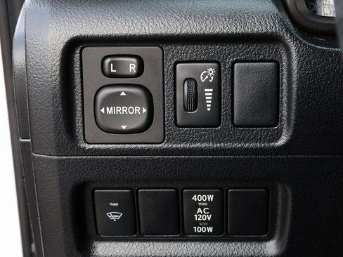 Used 2018 Toyota 4Runner SR5 Premium image 22