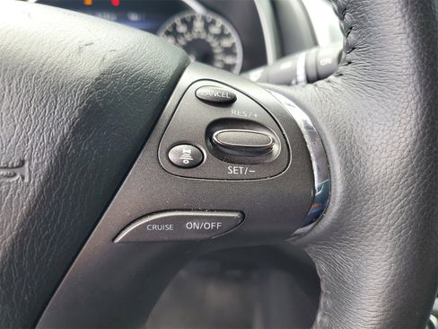 Used 2023 Nissan Murano SV image 12