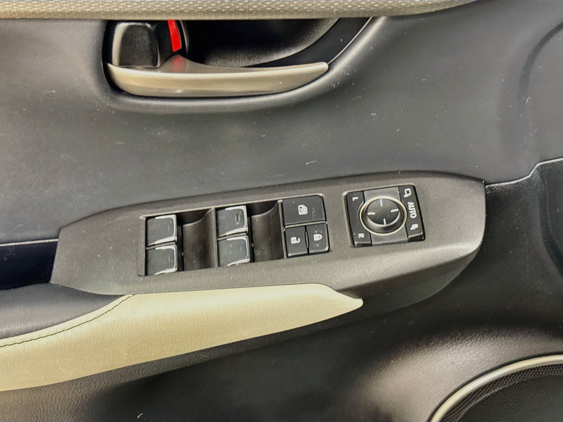 Used 2021 Lexus NX 300 F Sport w/ Accessory Package 2 FWD image 17