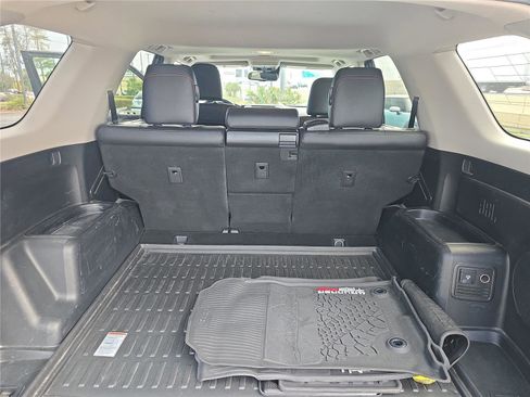 Used 2024 Toyota 4Runner TRD Pro AWD/4WD image 10
