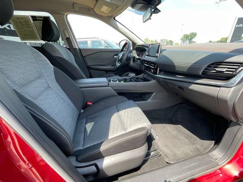 Used 2021 Nissan Rogue SV AWD/4WD image 26