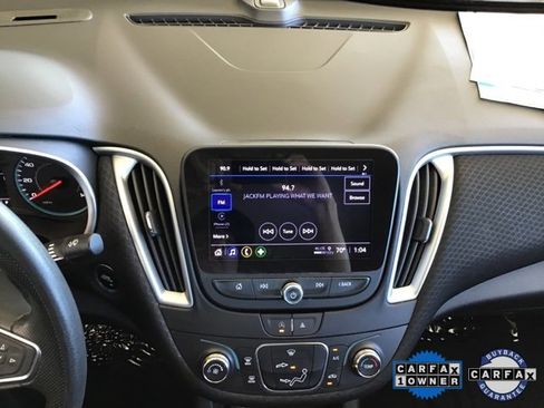 Used 2023 Chevrolet Malibu LS image 24