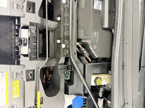 Used 2023 Volkswagen ID.4 Pro S Plus image 29