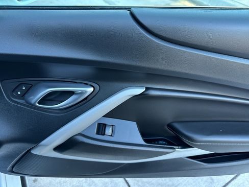 Used 2022 Chevrolet Camaro LT image 15