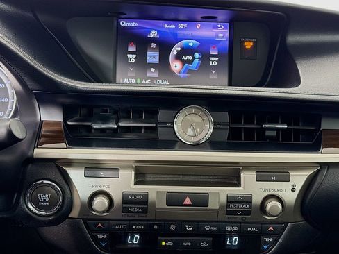 Used 2017 Lexus ES 350 Base image 15