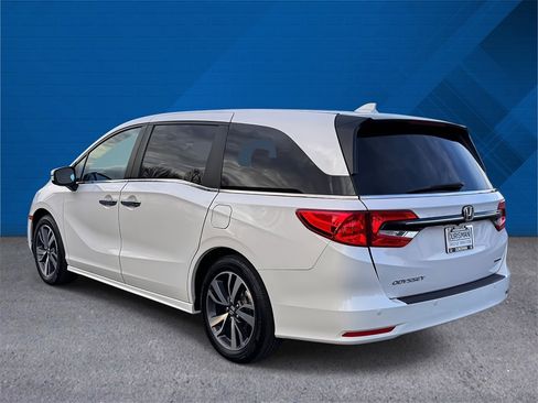 Certified 2024 Honda Odyssey Touring image 7