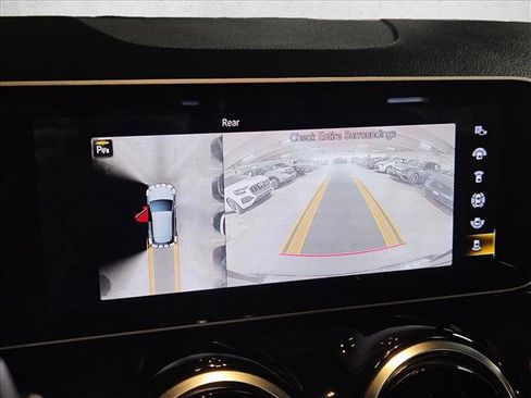 Used 2021 Mercedes-Benz GLA 250 w/ Premium Package image 14