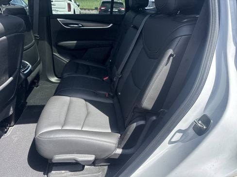 Used 2024 Cadillac XT6 Luxury w/ LPO, Floor Liner Package AWD/4WD image 13
