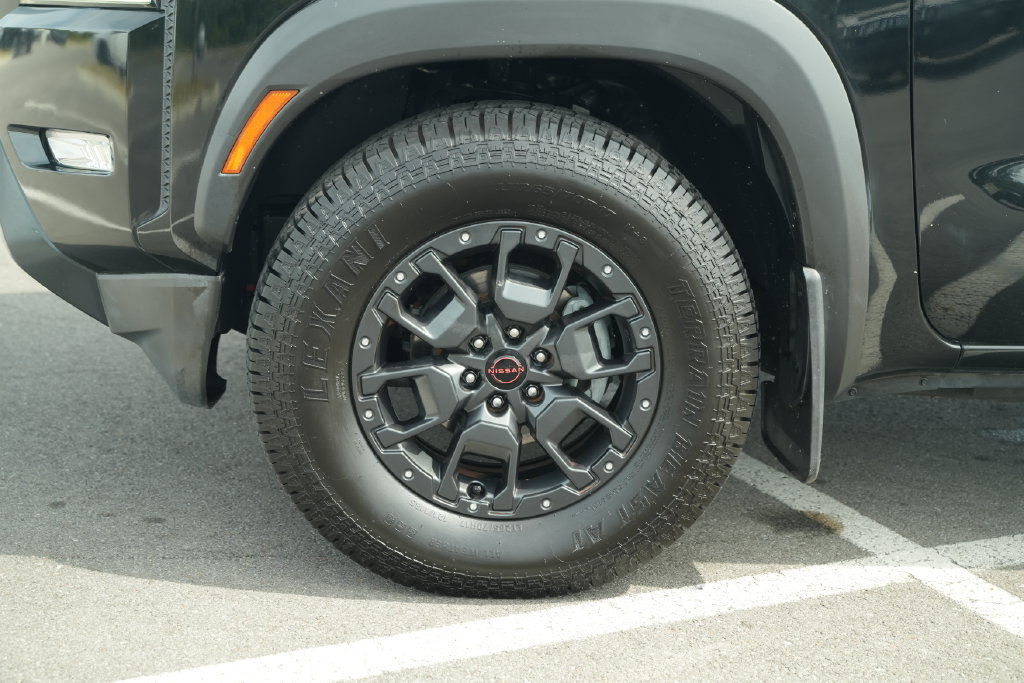 Used 2022 Nissan Frontier Pro-X w/ Pro-X Premium Package RWD image 10