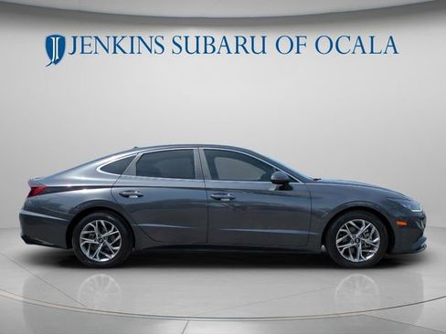 Used 2020 Hyundai Sonata SEL w/ Premium Package FWD image 2