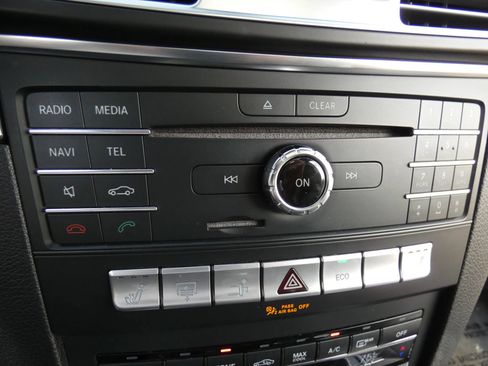 Used 2017 Mercedes-Benz E 400 Coupe image 53