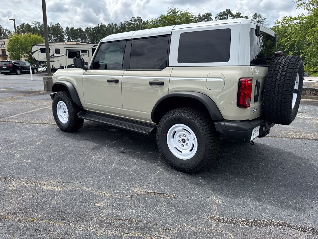 New 2026 Ford Bronco Heritage Edition AWD/4WD image 7