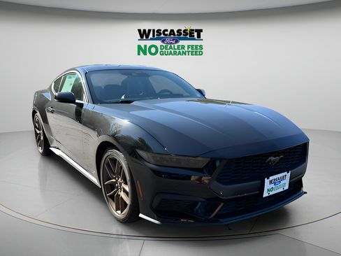 Used 2025 Ford Mustang Premium RWD image 25