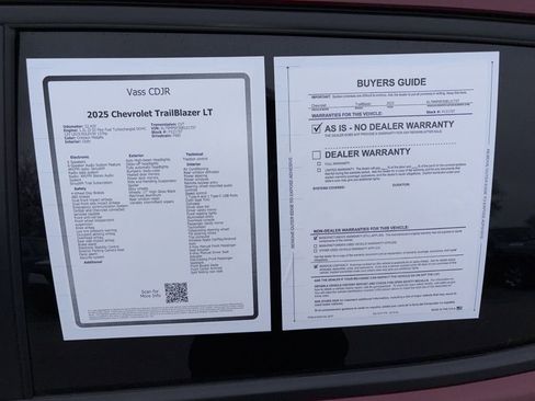 Used 2025 Chevrolet TrailBlazer LT FWD image 3