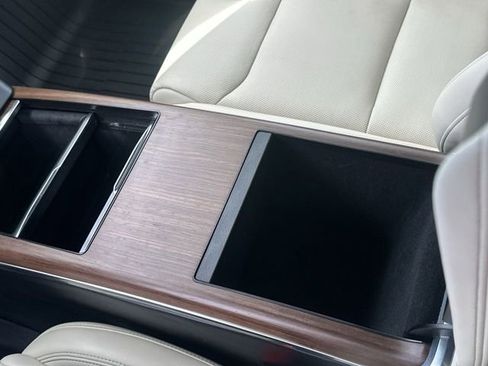 Used 2024 Tesla Model X image 36