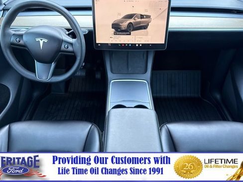 Used 2023 Tesla Model Y Long Range AWD/4WD image 13