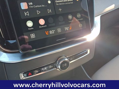 Certified 2025 Volvo XC90 B5 Plus image 17