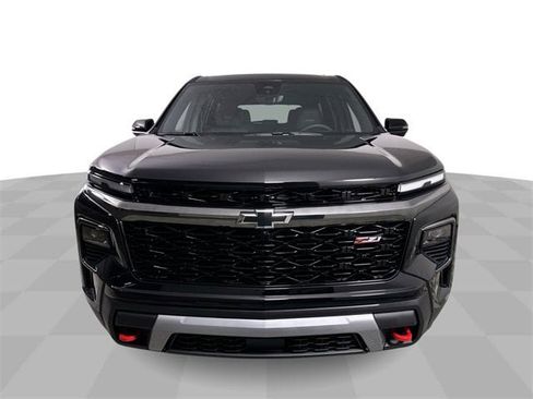 New 2026 Chevrolet Traverse Z71 w/ Driver Confidence Package image 3