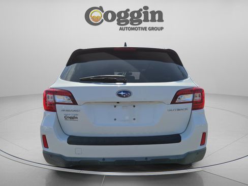 Used 2017 Subaru Outback 2.5i Touring w/ Popular Package #5A image 5