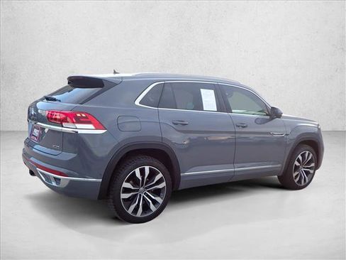 Used 2022 Volkswagen Atlas Cross Sport SEL Premium R-Line image 4