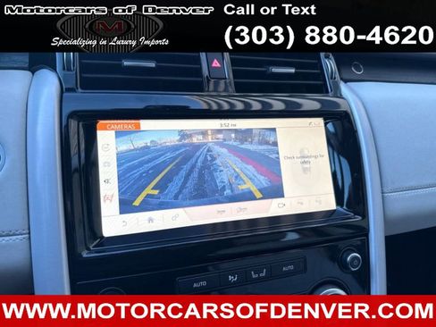 Used 2019 Land Rover Discovery HSE image 19