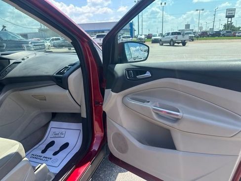 Used 2014 Ford Escape SE w/ Equipment Group 201A FWD image 11