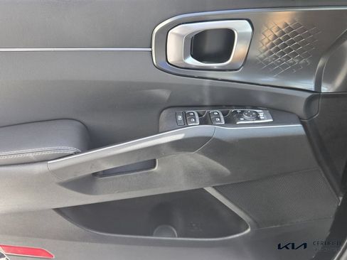 Certified 2026 Kia Sorento LX FWD image 30