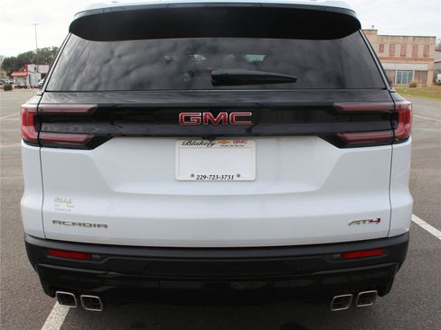 New 2026 GMC Acadia AT4 w/ Super Cruise Package image 3