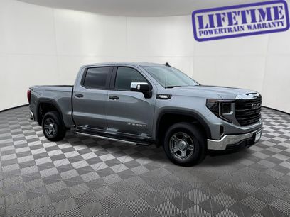 New 2026 GMC Sierra 1500 Pro w/ Pro Value Package