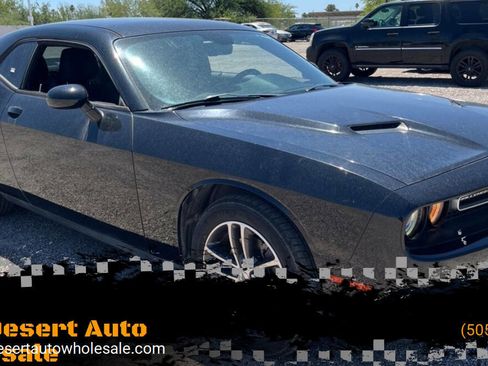 Used 2019 Dodge Challenger SXT AWD/4WD image 1