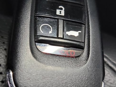 Used 2025 Honda CR-V EX-L image 32