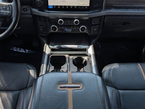 Used 2023 Ford F450 Platinum image 57