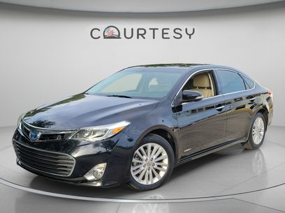 Used 2014 Toyota Avalon Limited w/ Technology Package