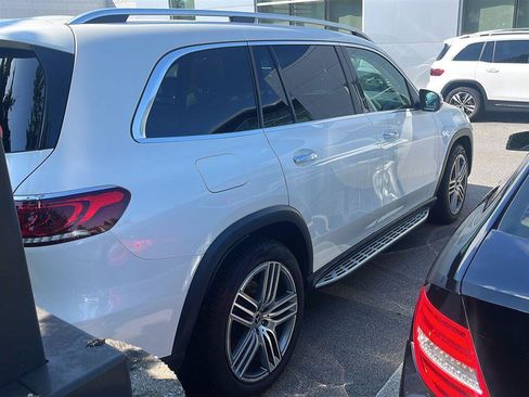 Used 2020 Mercedes-Benz GLS 450 4MATIC image 8