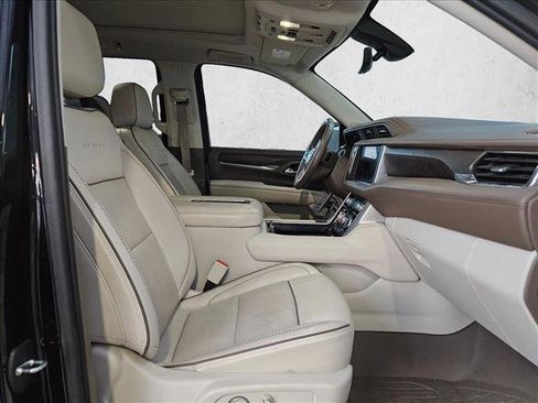Used 2021 GMC Yukon Denali w/ Denali Premium Package RWD image 21