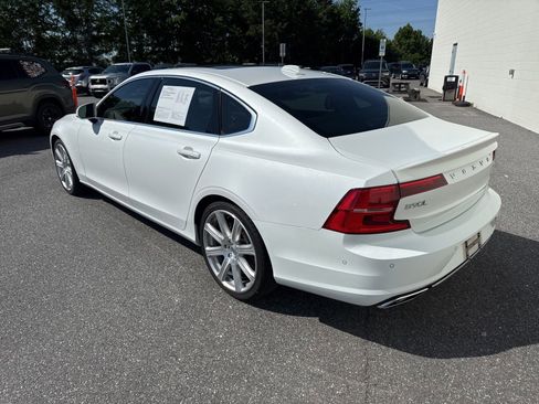 Used 2018 Volvo S90 T6 Momentum w/ Convenience Package AWD/4WD image 5
