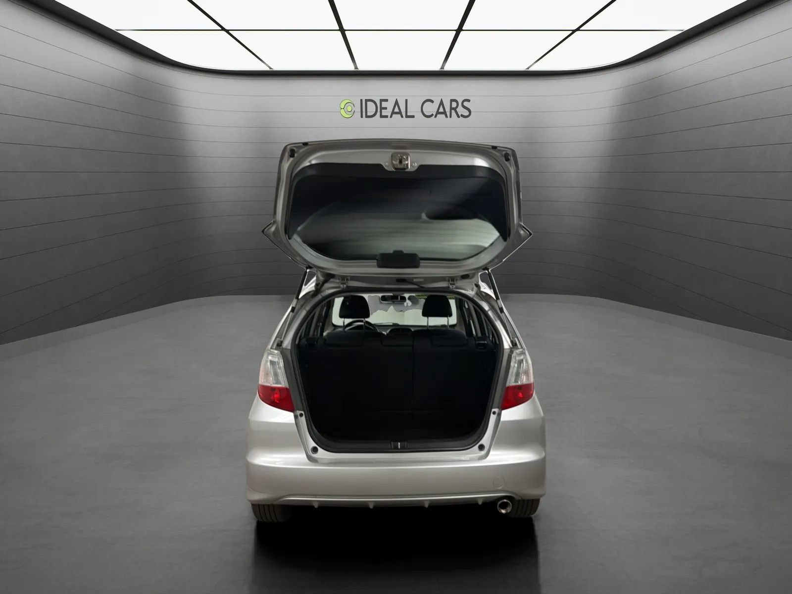 Used 2013 Honda Fit Sport image 9