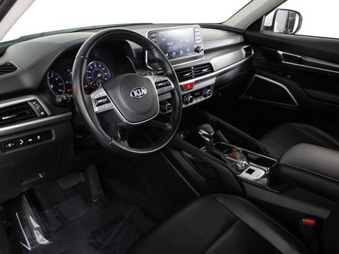 Used 2021 Kia Telluride LX image 16