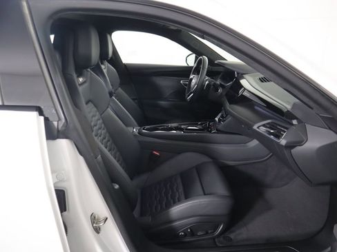 Used 2023 Audi RS e-tron GT w/ Carbon Performance Package image 21