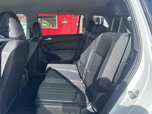 Used 2023 Volkswagen Tiguan SE FWD image 10